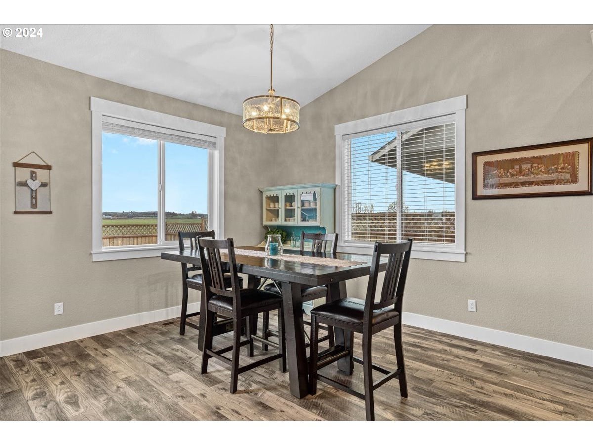 1071 Chestnut Street Independence, OR 97351 - Photo 12 of 39 Gallery Image 12