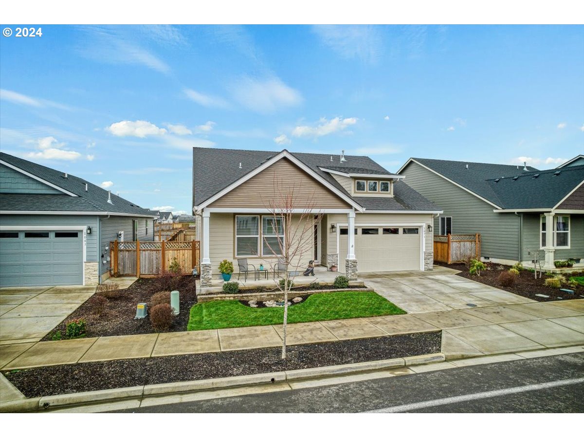 1071 Chestnut Street Independence, OR 97351 - Photo 2 of 39 Gallery Image 2