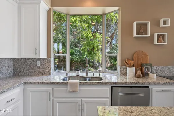 $1,300,000 | 2202 Desert Forest Court, Oxnard, CA 93036