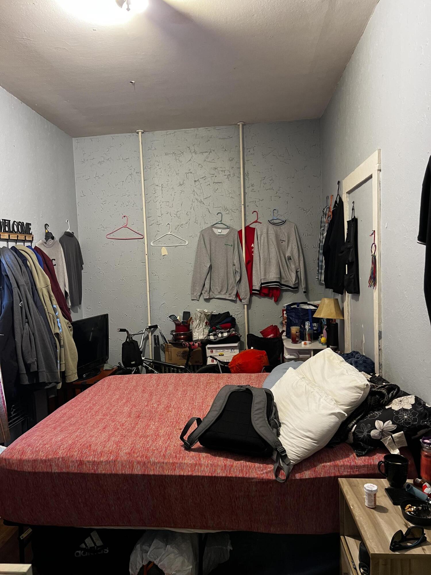 155 Pine Street Lewiston, ME 04240 - Photo 12 of 28 IMG_4102