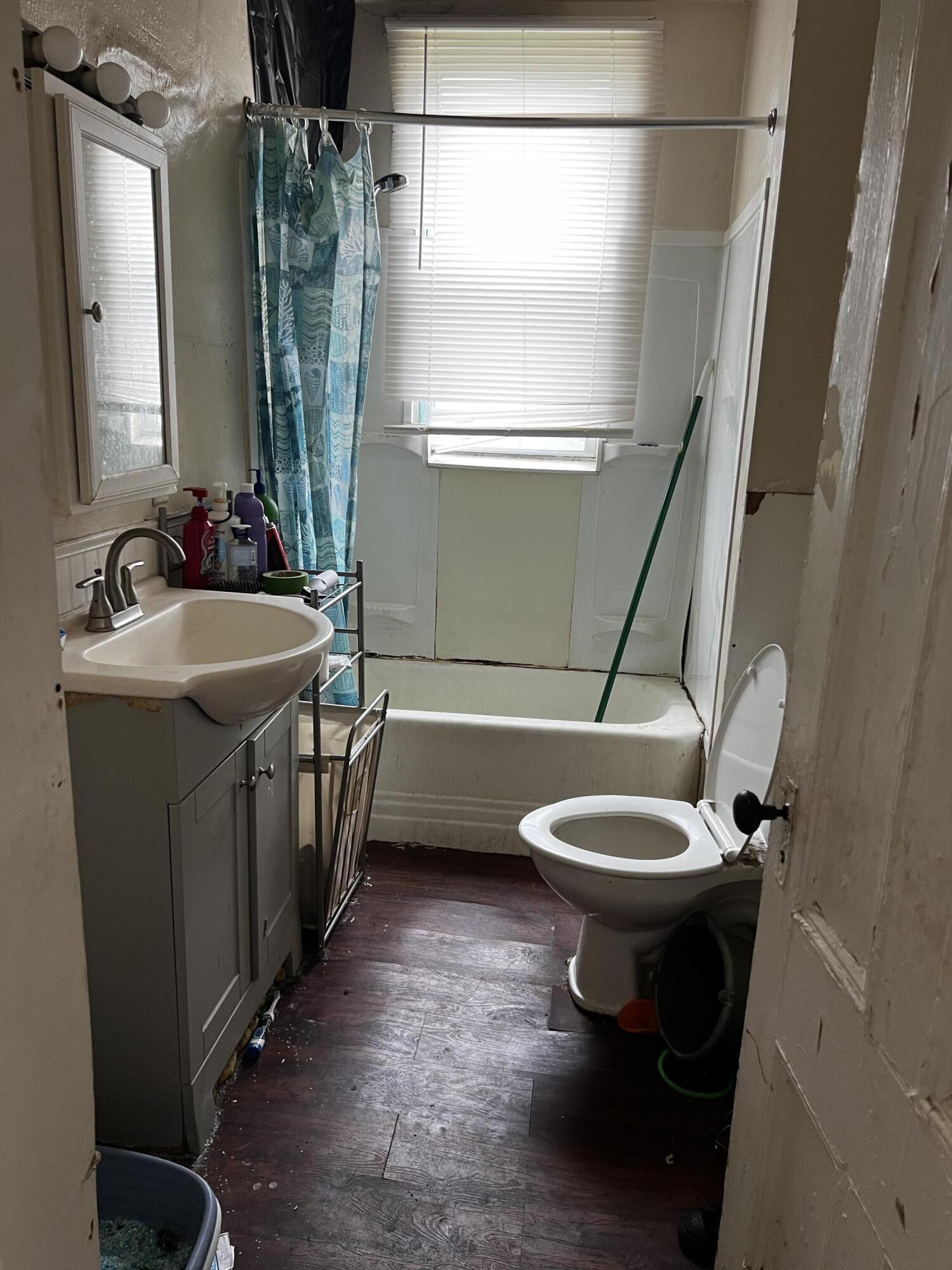 155 Pine Street Lewiston, ME 04240 - Photo 17 of 28 IMG_4108