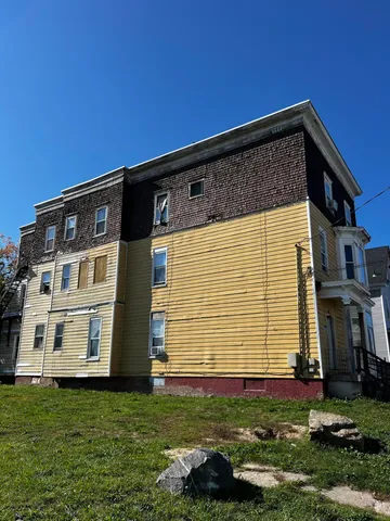 $525,000 | 155 Pine Street, Lewiston, ME 04240