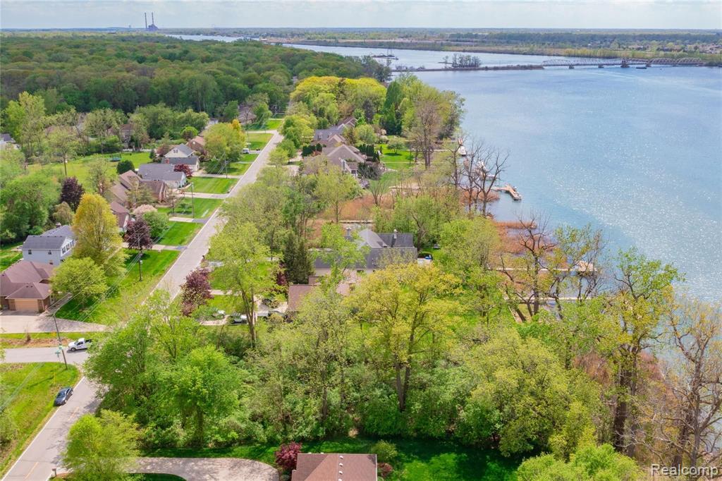 Vacant Meridian Road Grosse Ile, MI 48138 - Photo 8 of 12 Gallery Image 8