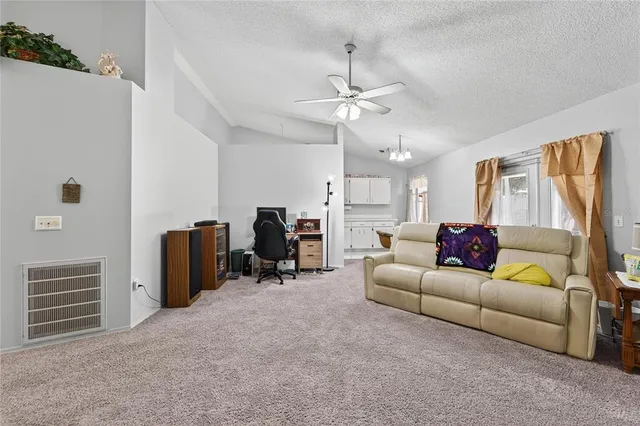 $350,000 | 204 Sugar Creek Drive, Plant City, FL 33563