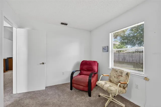 $350,000 | 204 Sugar Creek Drive, Plant City, FL 33563