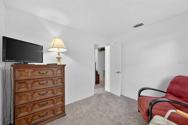 $350,000 | 204 Sugar Creek Drive, Plant City, FL 33563