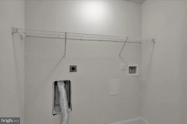 $1,650 | 150 Front Street, Akron, PA 17501