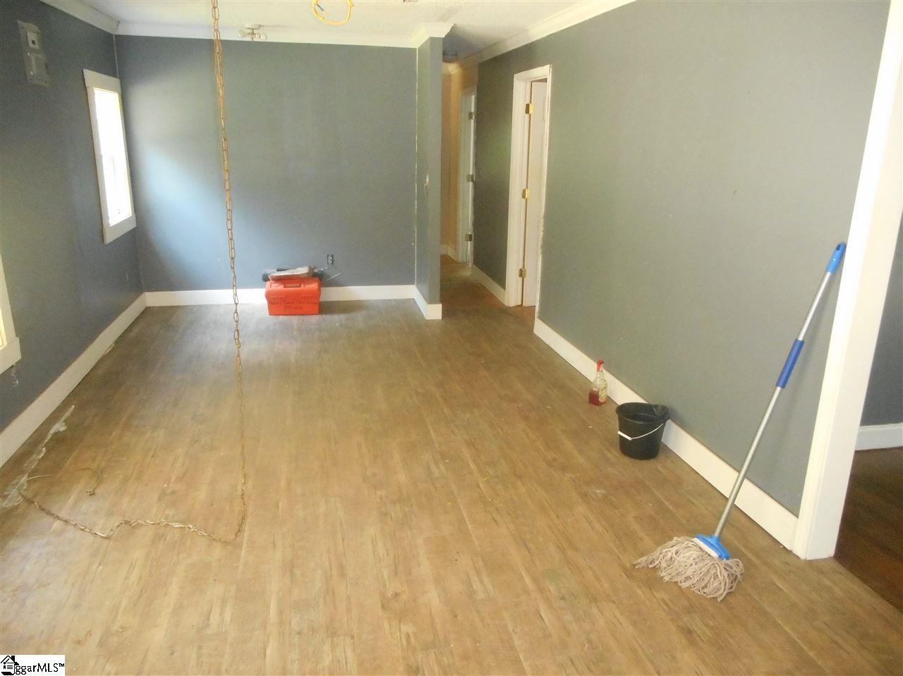 2271 Fews Chapel Road Greer, SC 29651 - Photo 2 of 10
