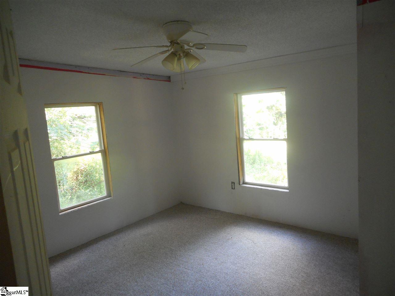 2271 Fews Chapel Road Greer, SC 29651 - Photo 8 of 10