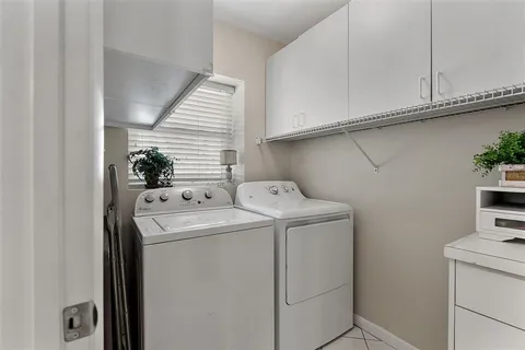 $539,000 | 6085 Bahia Del Mar Circle, Unit 272, St. Petersburg, FL 33715