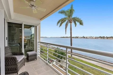 $539,000 | 6085 Bahia Del Mar Circle, Unit 272, St. Petersburg, FL 33715