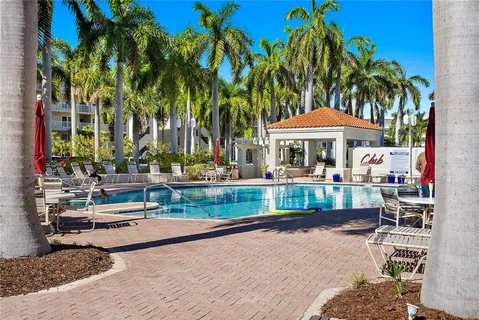 $539,000 | 6085 Bahia Del Mar Circle, Unit 272, St. Petersburg, FL 33715
