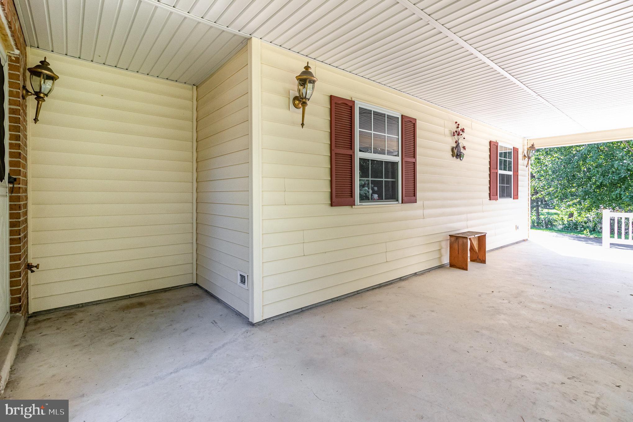 289 Bonnybrook Road Carlisle, PA 17015 - Photo 3 of 37 Gallery Image 3