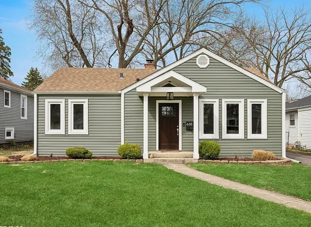 $3,200 | 638 South Oakland Avenue, Villa Park, IL 60181