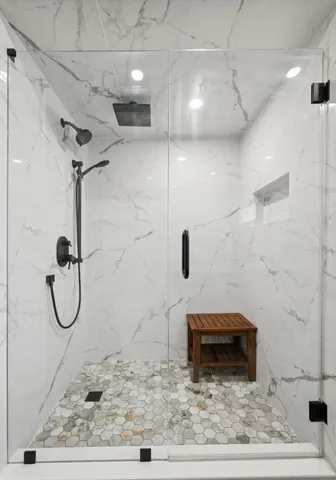 $3,200 | 638 South Oakland Avenue, Villa Park, IL 60181