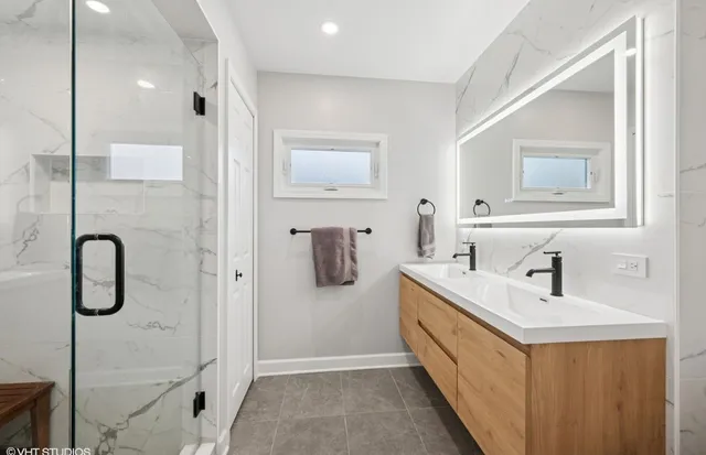 $3,200 | 638 South Oakland Avenue, Villa Park, IL 60181