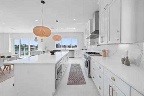 $3,485,000 | 11460 7th Street East, Treasure Island, FL 33706