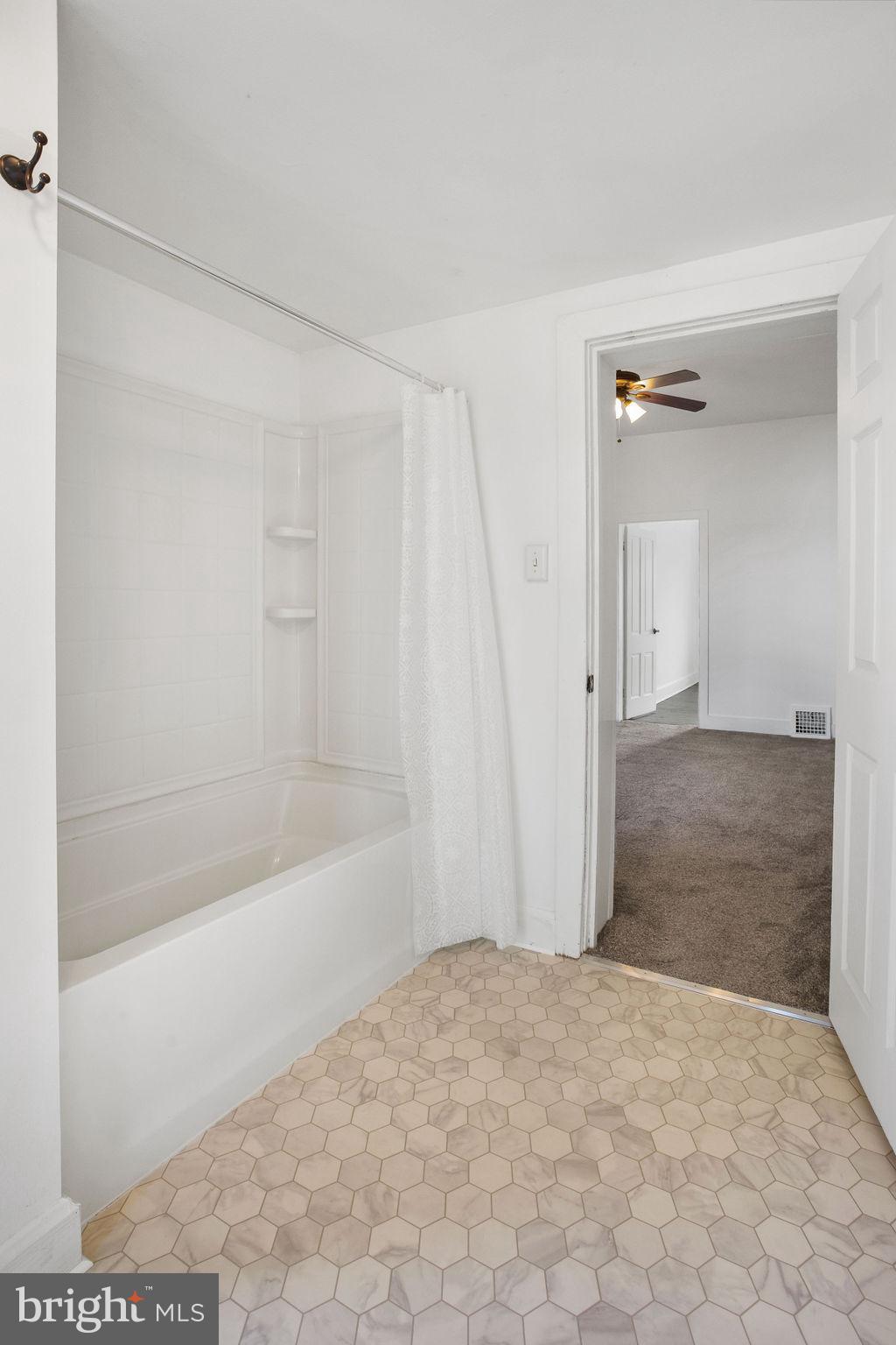 126 East Chestnut Street Hanover, PA 17331 - Photo 22 of 35 Gallery Image 22