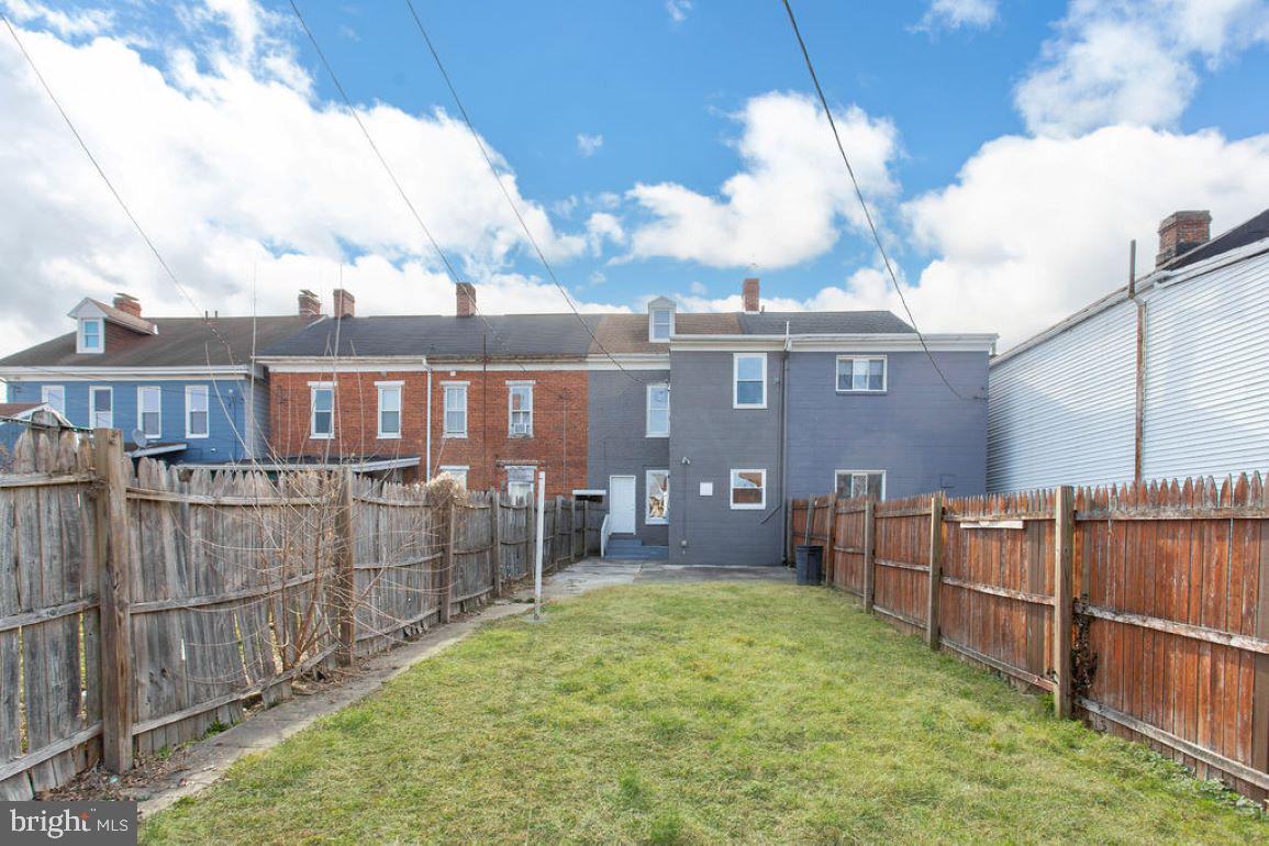 126 East Chestnut Street Hanover, PA 17331 - Photo 30 of 35 Gallery Image 30