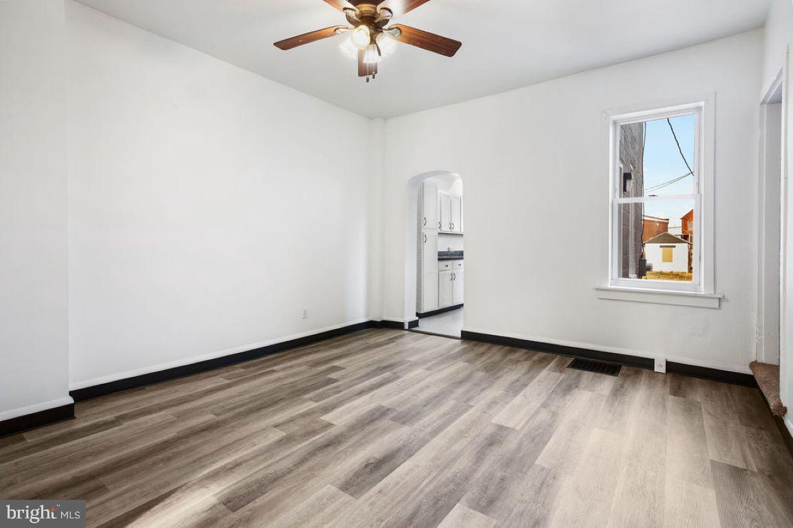 126 East Chestnut Street Hanover, PA 17331 - Photo 6 of 35 Gallery Image 6