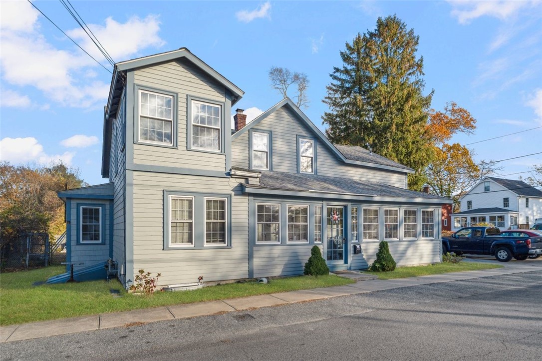 178 Manning Street Warwick, RI 02889 - Photo 3 of 47 Gallery Image 3