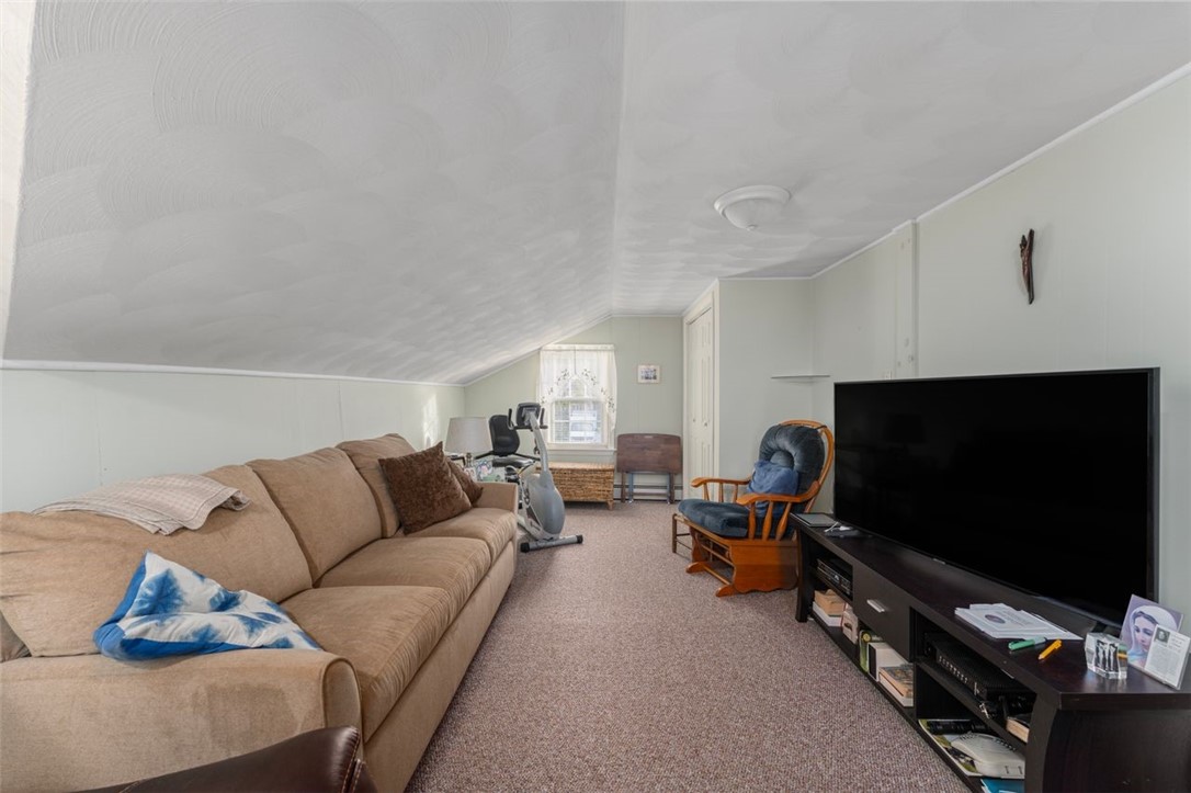 178 Manning Street Warwick, RI 02889 - Photo 35 of 47 Gallery Image 35