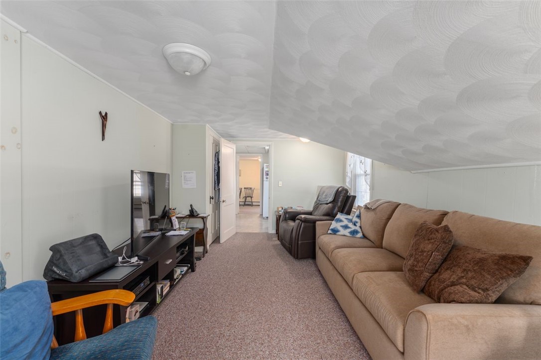 178 Manning Street Warwick, RI 02889 - Photo 36 of 47 Gallery Image 36