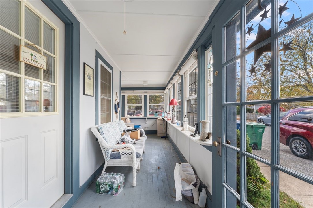 178 Manning Street Warwick, RI 02889 - Photo 7 of 47 Gallery Image 7
