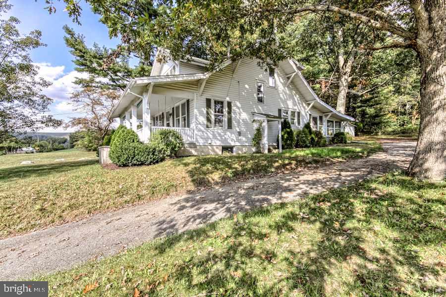 4509 Carlisle Road Gardners, PA 17324 - Photo 3 of 25 Gallery Image 3