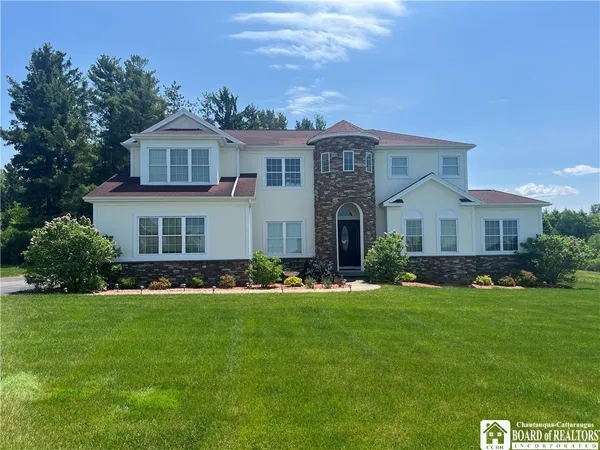$749,500 | 57 Grandview Avenue, Busti, NY 14750