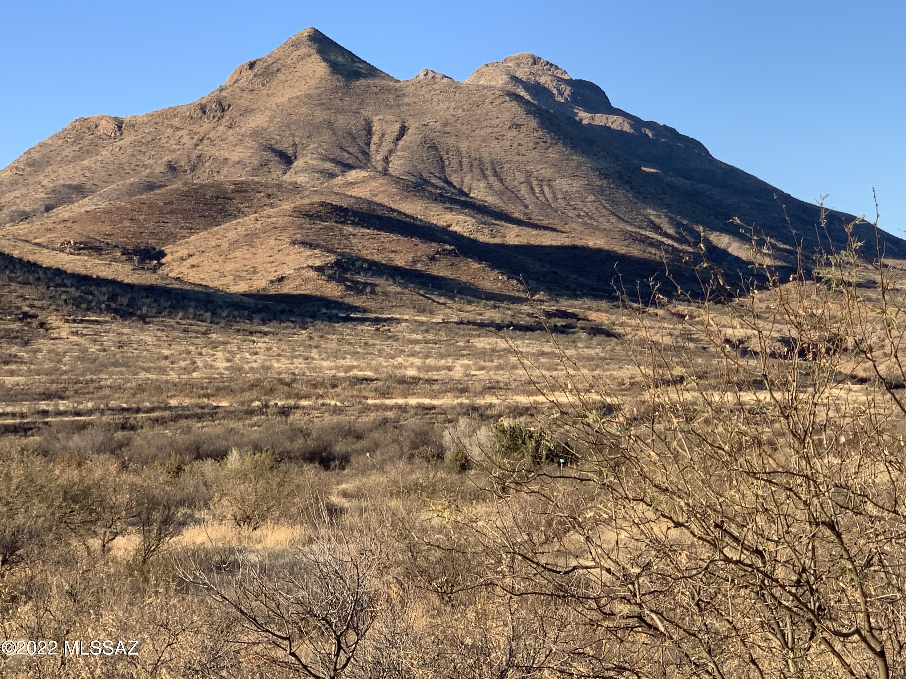 102 Circulo Penjamo, Unit 11 Rio Rico, AZ 85648 - Photo 9 of 12