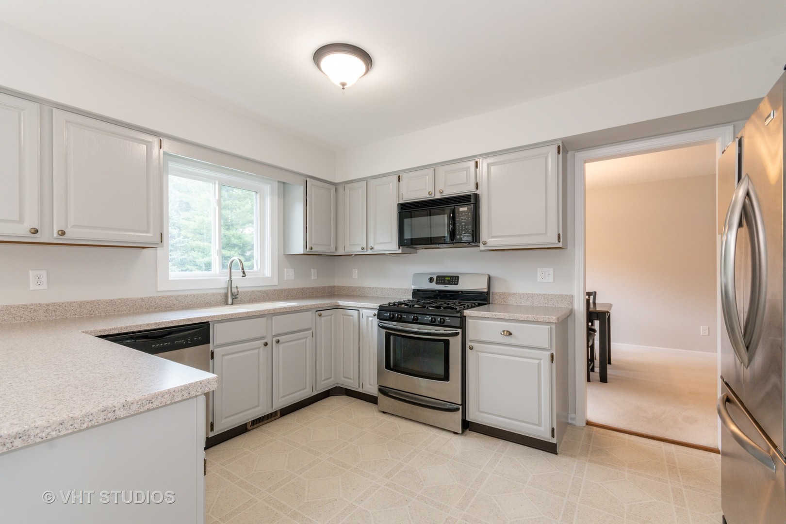 2659 Blackman Road Geneva, IL 60134 - Photo 4 of 16