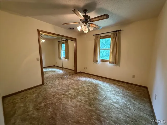 $219,000 | 217 Foust Drive, Sikeston, MO 63801