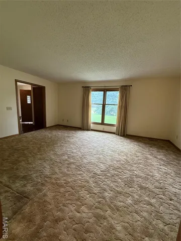 $219,000 | 217 Foust Drive, Sikeston, MO 63801