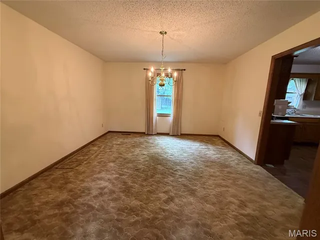 $219,000 | 217 Foust Drive, Sikeston, MO 63801