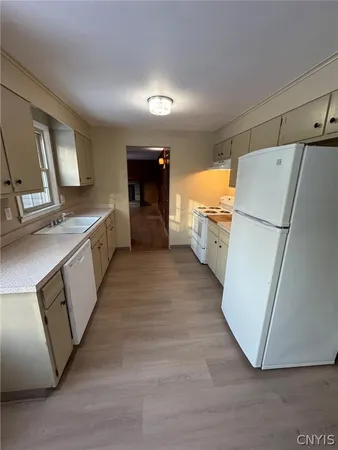 $2,900 | 4593 Brookhill Drive South, Manlius, NY 13104