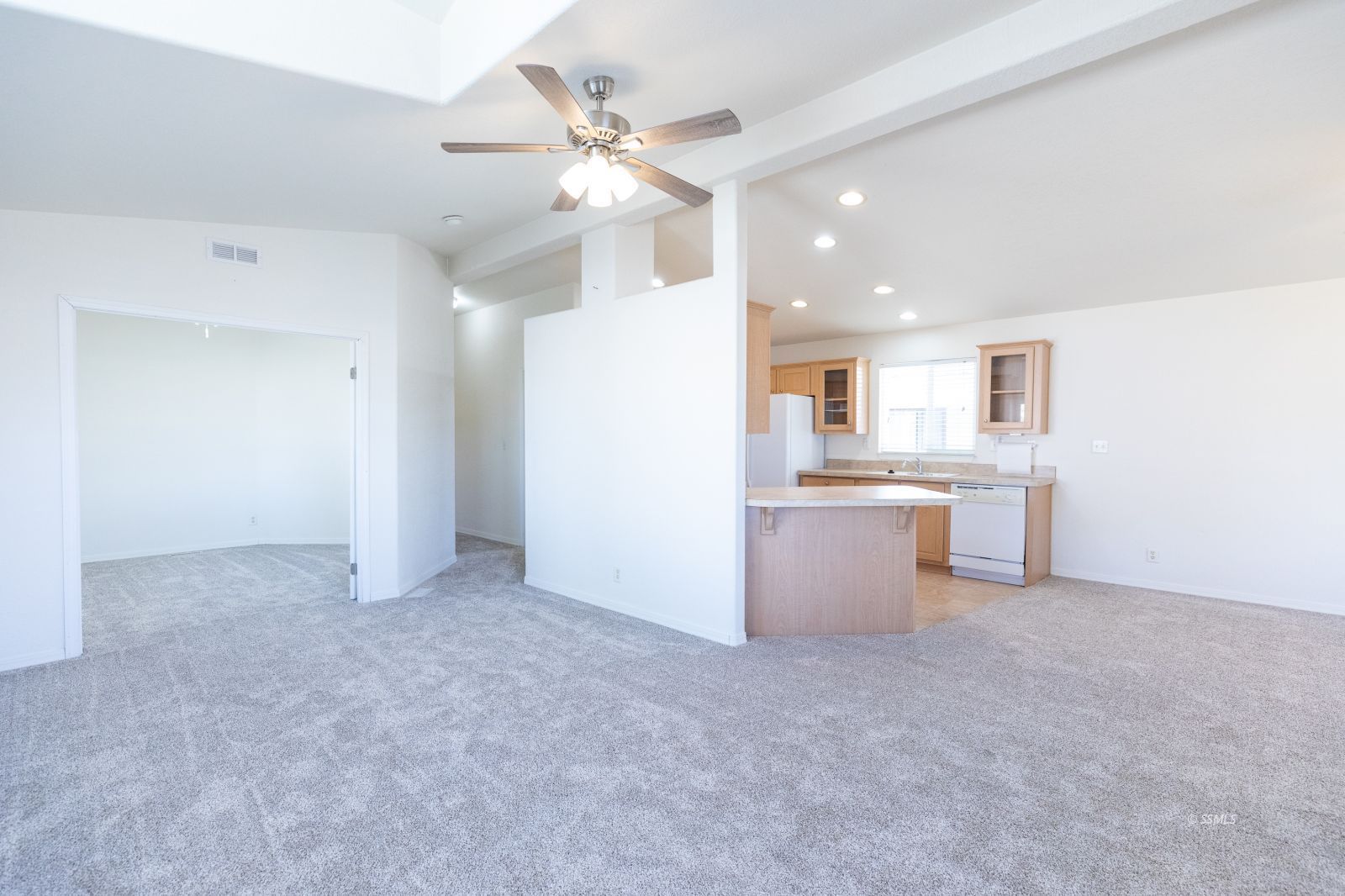 1600 North Norma Street, Unit 2 Ridgecrest, CA 93555 - Photo 4 of 25 Gallery Image 4