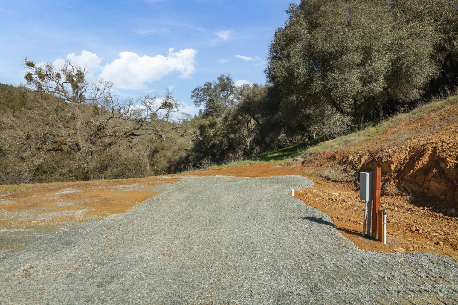 7680 Middle Bar Road Jackson, CA 95642 - Photo 50 of 58 a view of a basketball court