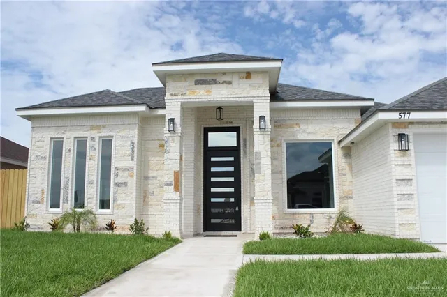 $360,000 | 577 Kiki Street, Edinburg, TX 78542