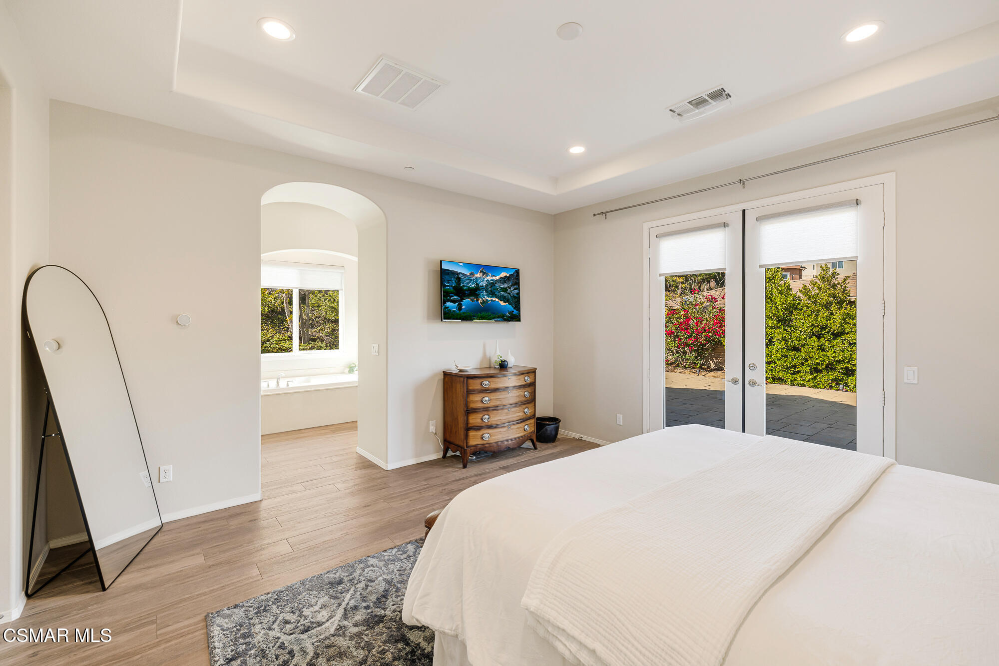 6896 Ridgemark Drive Moorpark, CA 93021 - Photo 23 of 42 6896 Ridgemark Ct, Moorpark-22