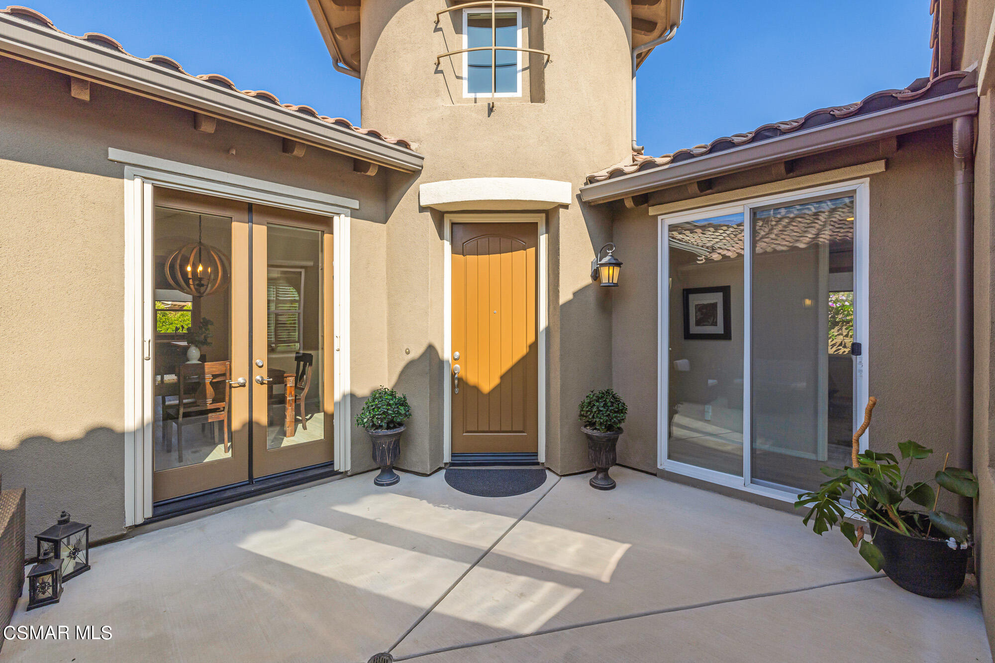 6896 Ridgemark Drive Moorpark, CA 93021 - Photo 3 of 42 6896 Ridgemark Ct, Moorpark-3