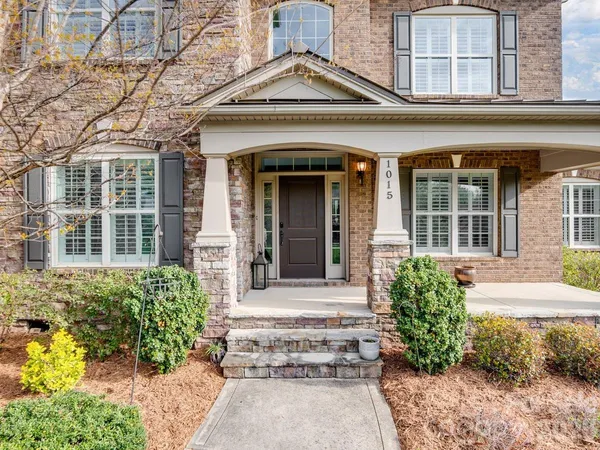 $1,500,000 | 1015 Golden Bell Drive, Waxhaw, NC 28173