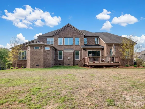 $1,500,000 | 1015 Golden Bell Drive, Waxhaw, NC 28173