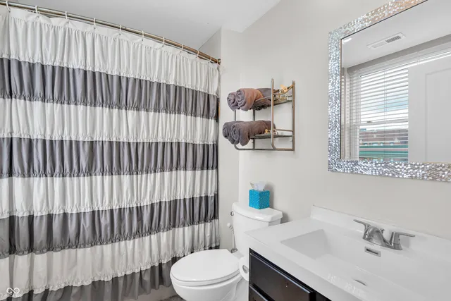 $399,900 | 350 North Meridian Street, Unit 705, Indianapolis, IN 46204