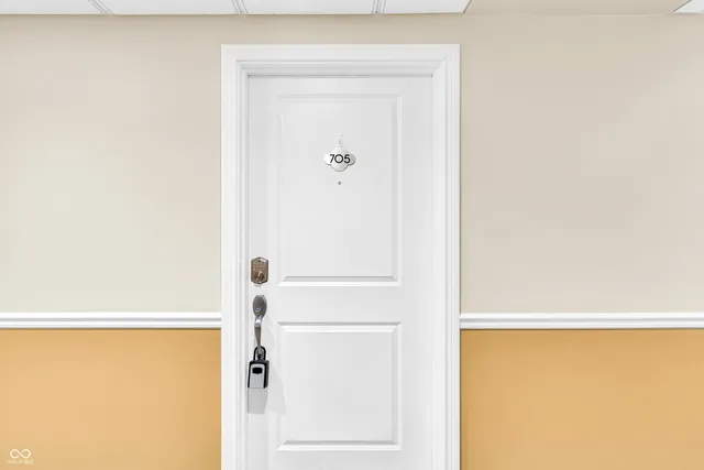 $399,900 | 350 North Meridian Street, Unit 705, Indianapolis, IN 46204