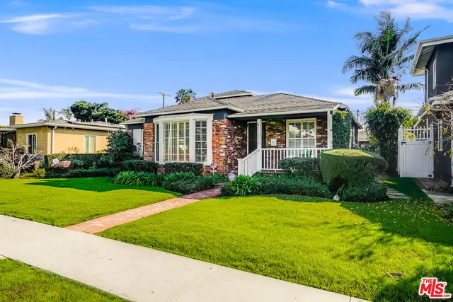 $1,995,000 | 11516 Clarkson Road, Los Angeles, CA 90064