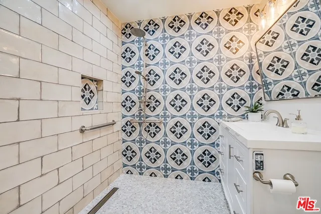 $1,995,000 | 11516 Clarkson Road, Los Angeles, CA 90064