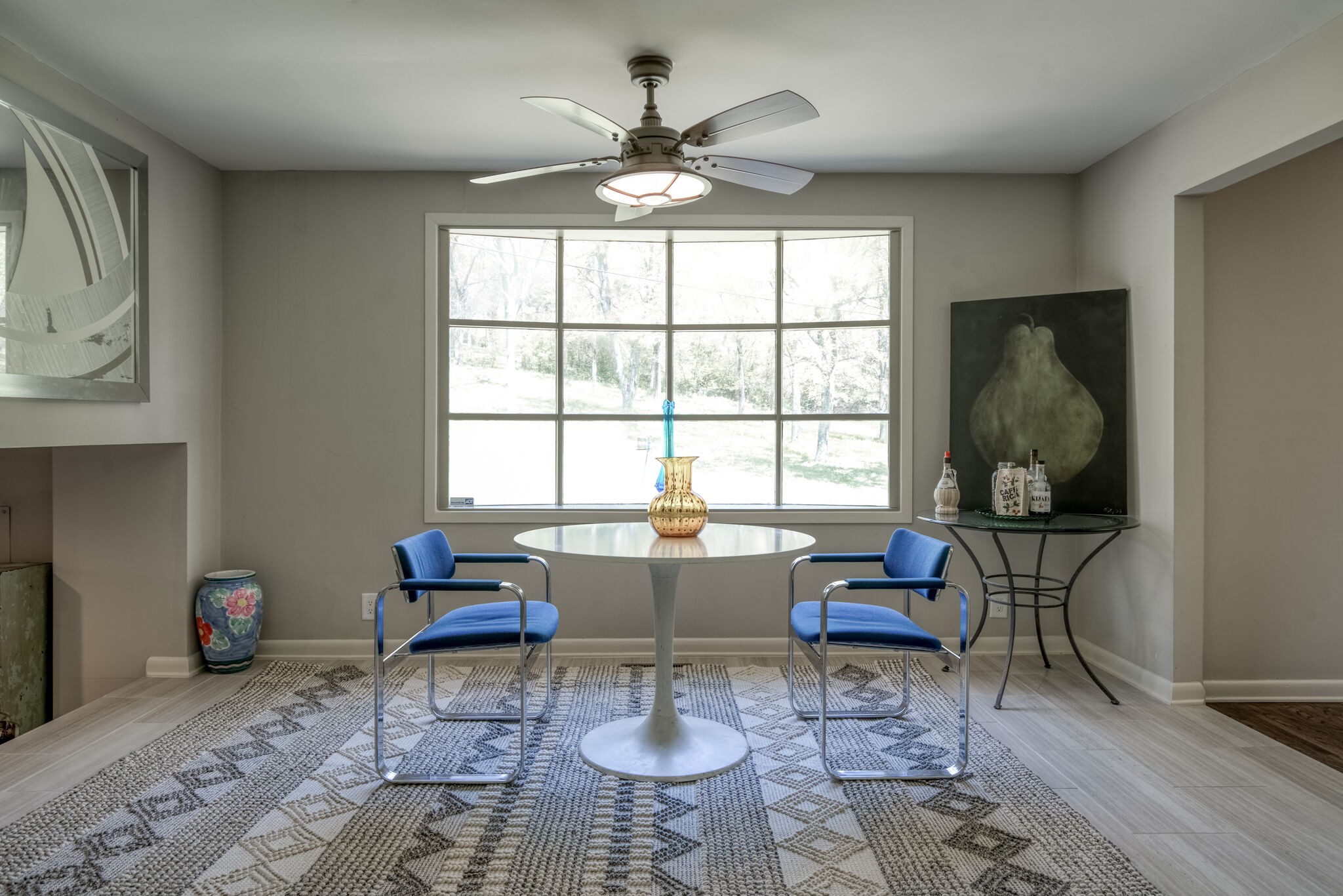 4134 West Hamilton Road Nashville, TN 37218 - Photo 13 of 35 a dining room with wooden floor and a window