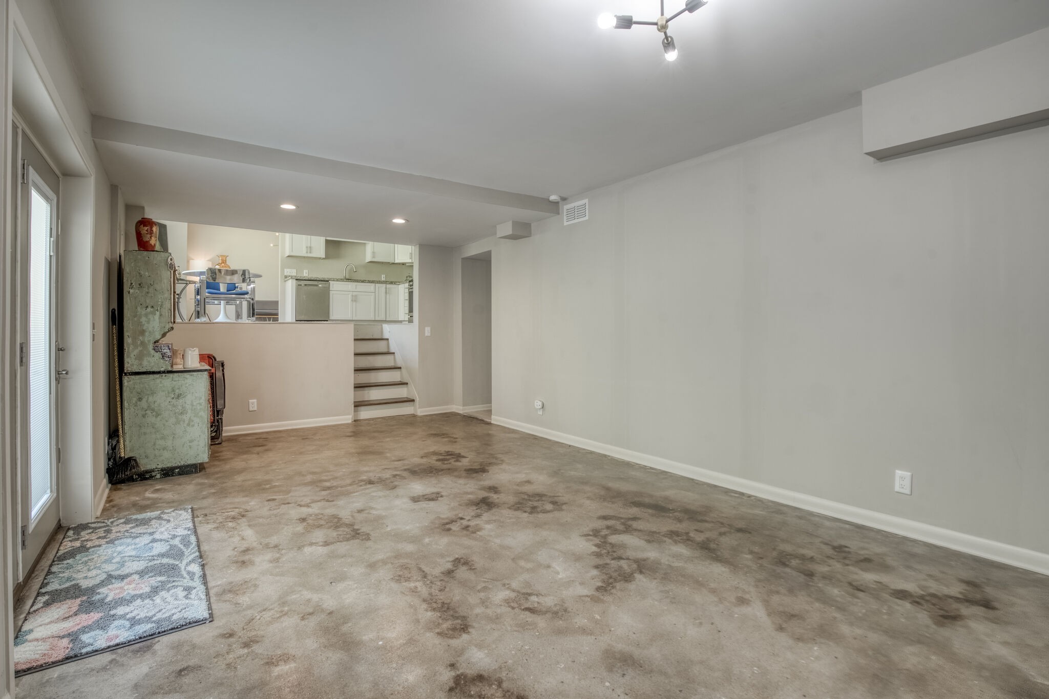 4134 West Hamilton Road Nashville, TN 37218 - Photo 14 of 35 a view of a storage & utility room