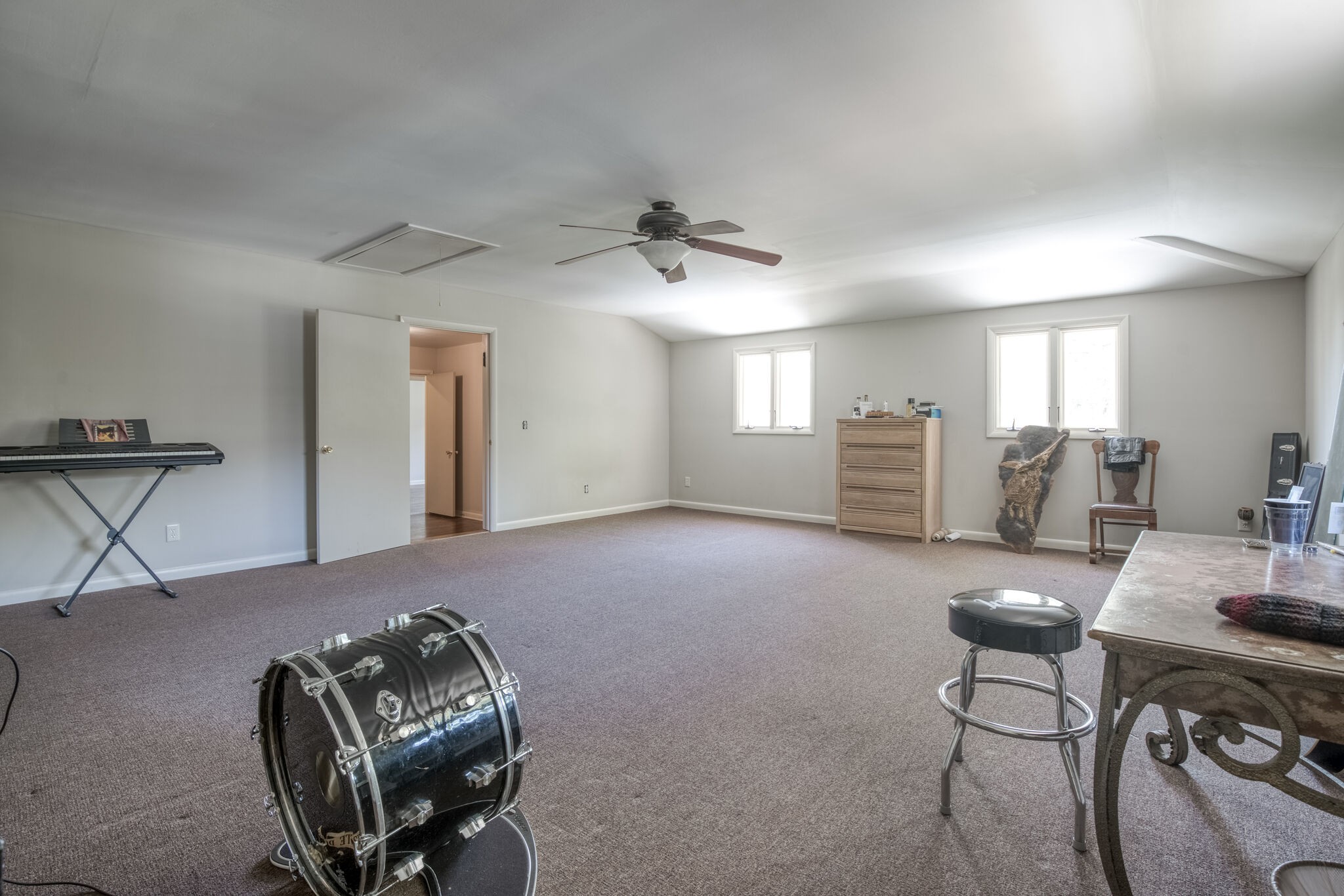 4134 West Hamilton Road Nashville, TN 37218 - Photo 30 of 35 a view of a livingroom with furniture and windows